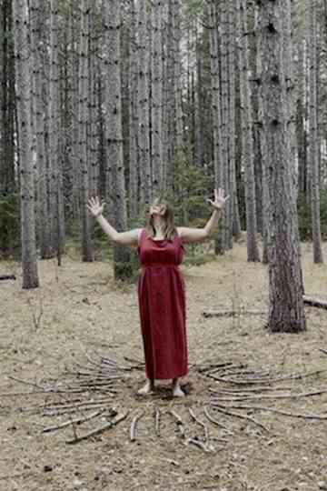 waawiyebii'ige: She Draws a Circle Poster