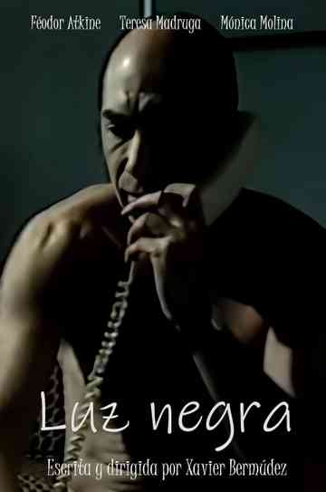 Luz negra Poster