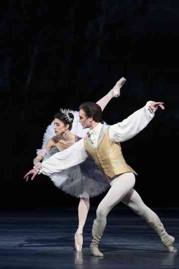 Royal Opera House's The Sleeping Beauty Poster