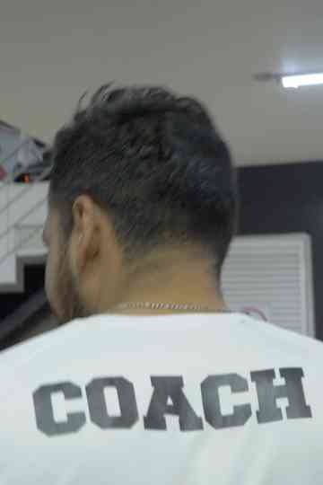 chiri, y un colapso Poster