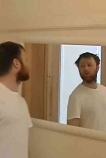 Dee Dee: Mirror Poster