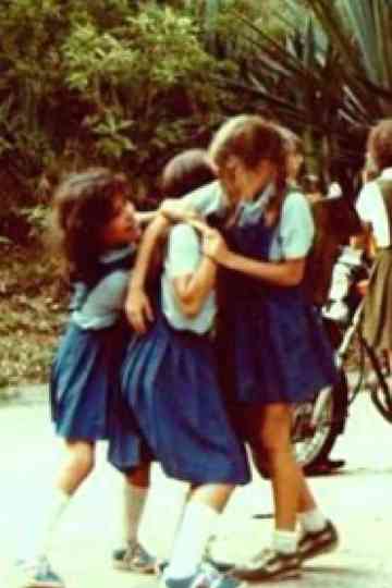 Uno para todos y todo para todos…?! Poster