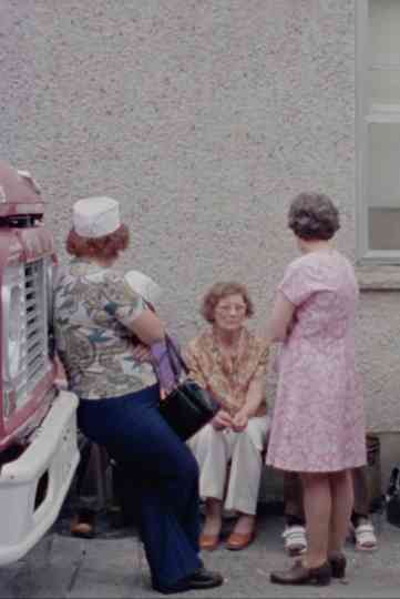 Mercredi : « Petits souliers, petit pain » Poster