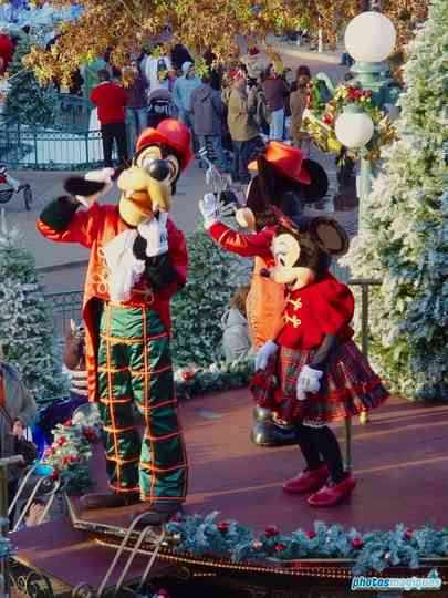 Walt Disney World Christmas Day Parade 2005 poster