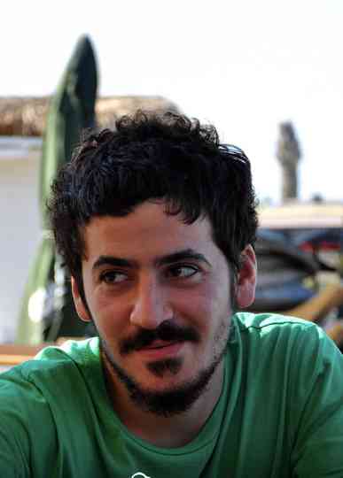 Ali: Düşlerinde Özgür Dünya Poster