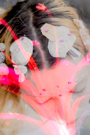 quem é que ela pensa que é?