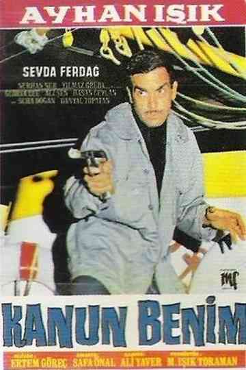 Kanun Benim Poster