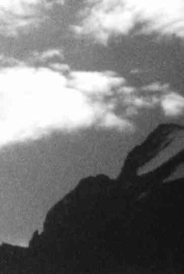 Des nuages aux fêlures de la terre Poster