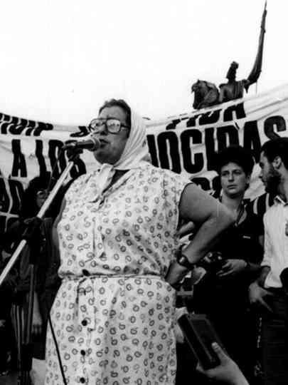 Desembarcos  When Memory Speaks Poster