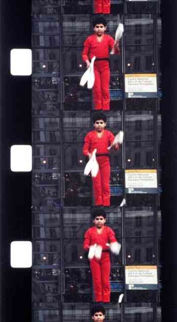 Chutes de Parvis Beaubourg Poster