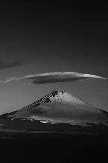 Mount Fuji  The Movement of Clouds