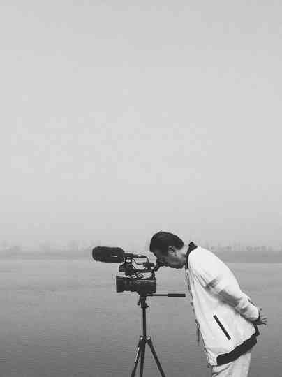 A Full Moon In the Summertime Poster