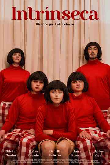 Intrínseca Poster