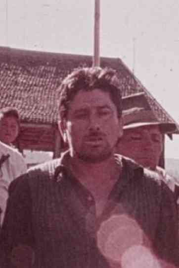 Cuando despierta el Pueblo Poster