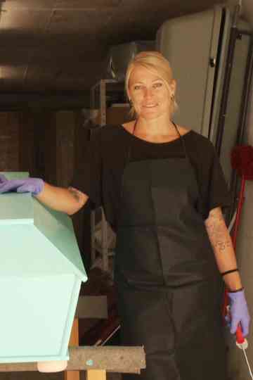 Women Undertakers: Back for the Dead Poster